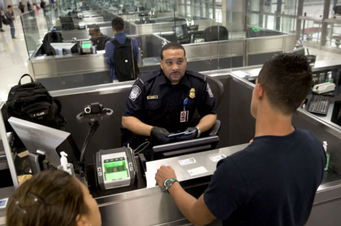 How to Become an Immigration Officer in the U.S – Skills for an Immigration officer